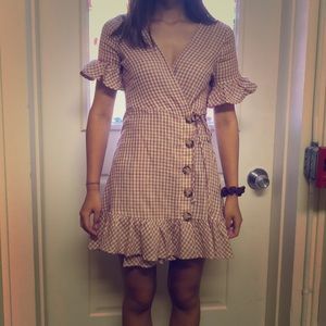 Gingham pink and white dress